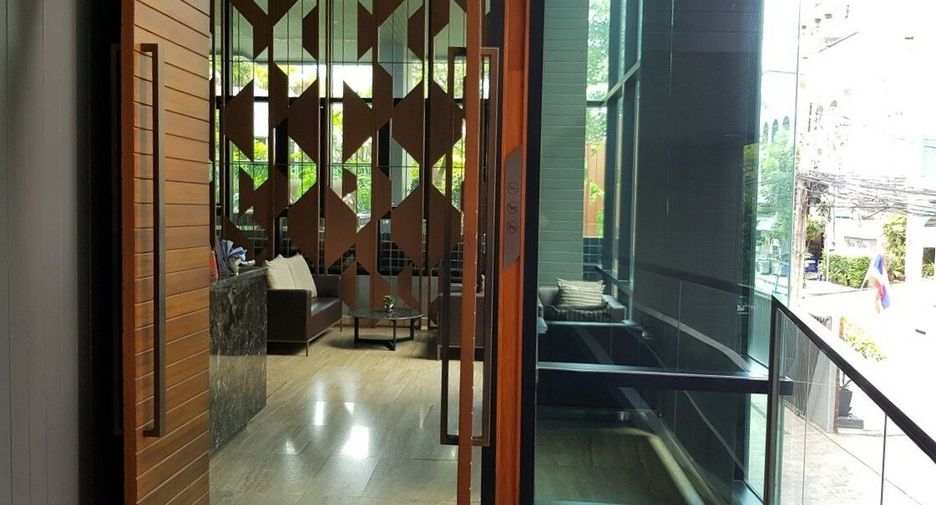 Rende Sukhumvit 23
