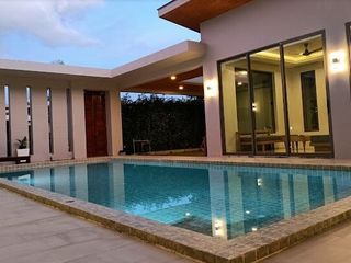 Villa de Lujo con Piscina y Vistas al Mar de Andamán