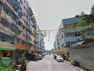 Baan Tri - wit
