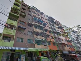 Baan Tri - wit