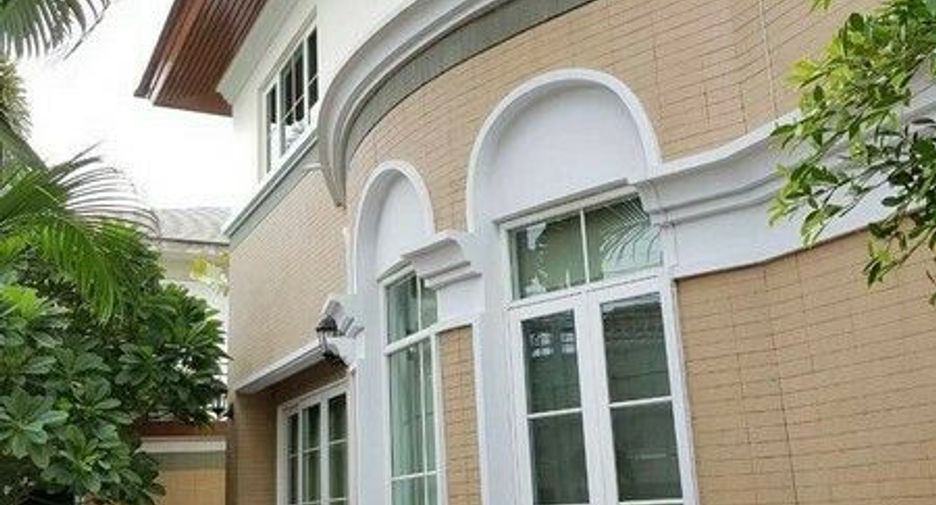 Ladawan Sukhumvit 103
