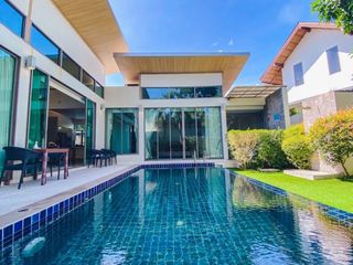 Mahogany Pool Villa