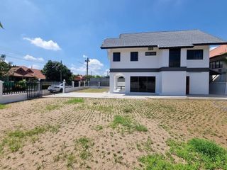 Hillside Home 2