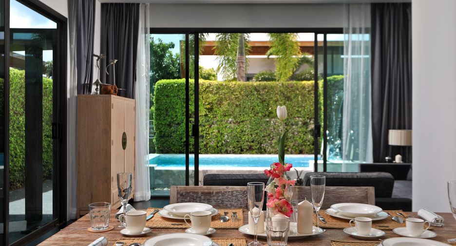 The 8 Pool Villa