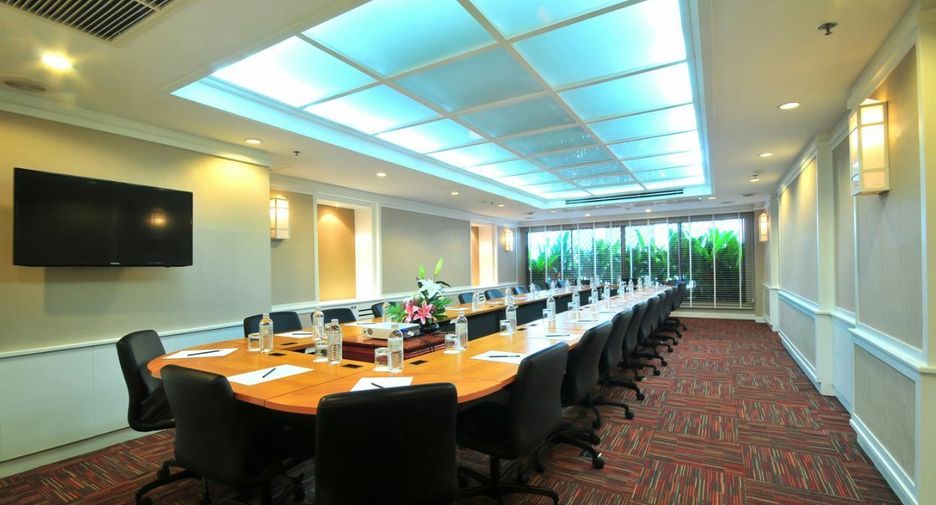 โรงแรมเซ็นเตอร์พอยต์ ประตูน้ำ