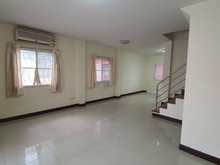 BAAN SUETRONG BANGYAI