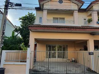 BAAN SUETRONG BANGYAI