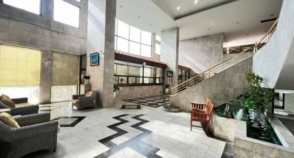Eastern Tower Condominium