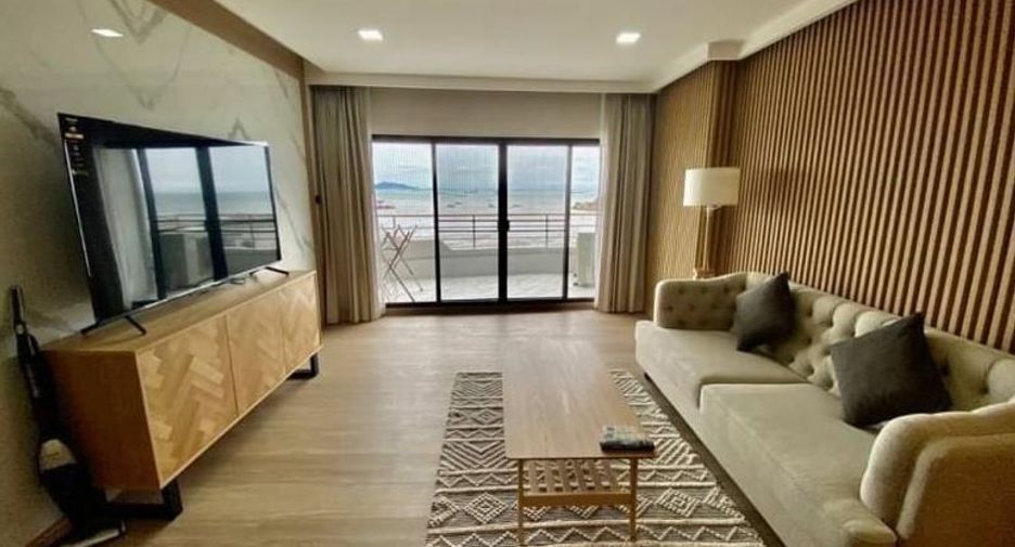 Eastern Tower Condominium
