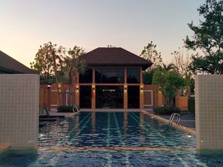 Grand Maneerin Sammuk-Bangsaen