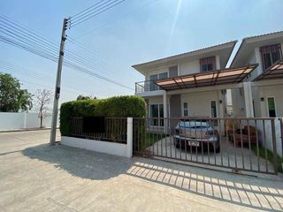 The Touchhouse Wongwaen-Wang Noi