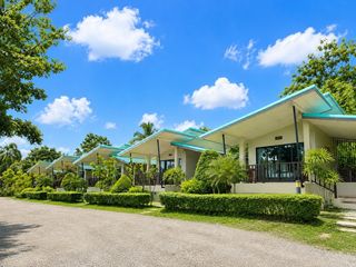 Flow Resort