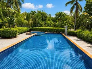 Flow Resort
