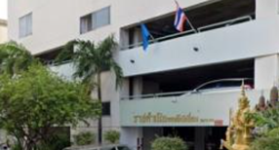 Ratdamnoen Condominium