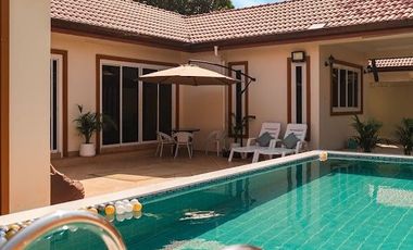 Massarossa Pool Villa