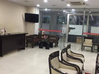 Mall Suite Serviced Apartment