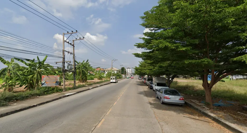 สินธร รังสิต