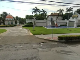 Ladawan Puttamonton Sai 2