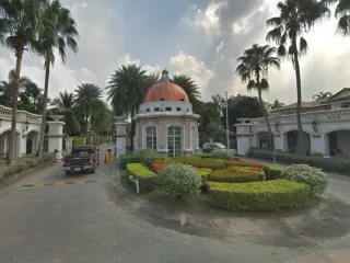 Ladawan Puttamonton Sai 2