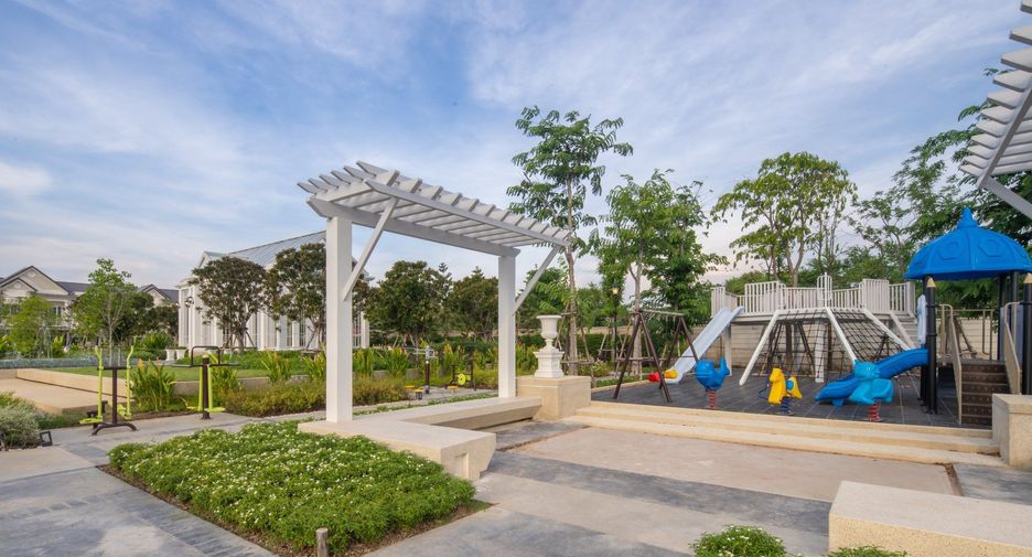 Baan D The Hamilton Chaiyapruek-Wongwaen