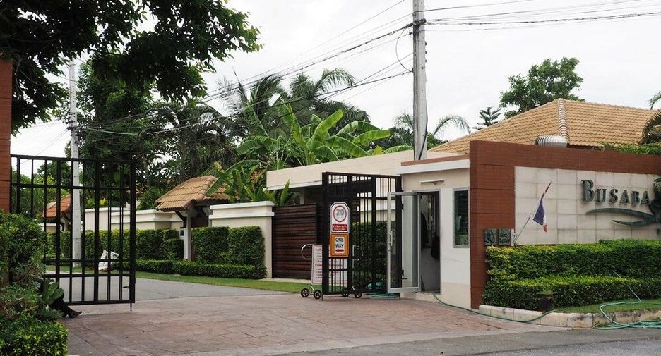 Busaba Pool Villa
