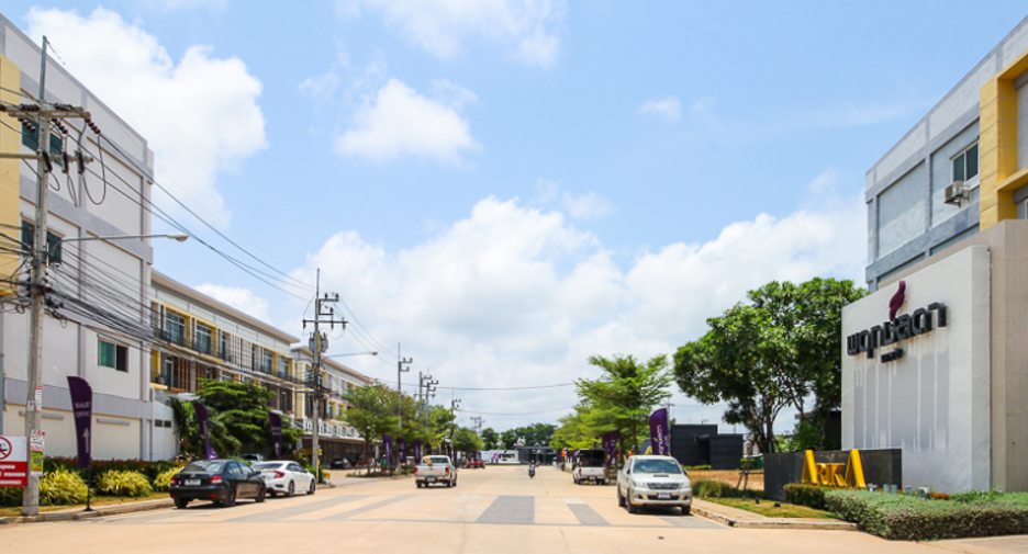 Baan Phuek Lada Mahachai