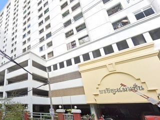 Pornpiya Mansion