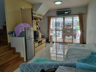 บ้านปริญ รามอินทรา - วัชรพล