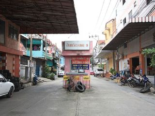 Mu ban Sinthawi Suanthon 3