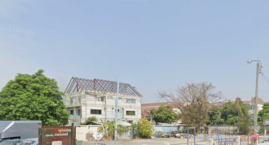 Suan Thong Villa 3