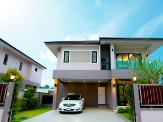 Villa zur Miete mit 4 Zimmer in Bang Lamung, Chonburi