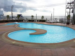 Bangsaen Royal Beach Condo