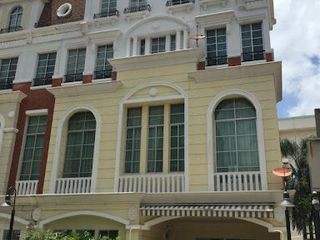 Baan Klang Krung Sathon-Narathiwas
