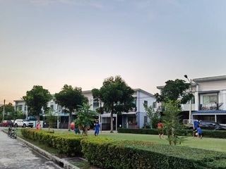 เมท ทาวน์ ปทุม-ติวานนท์