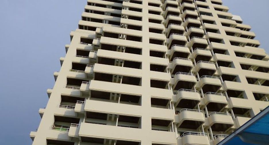 Sriracha bay view condominium