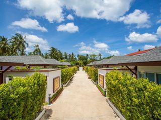 The Sun Pool Villas
