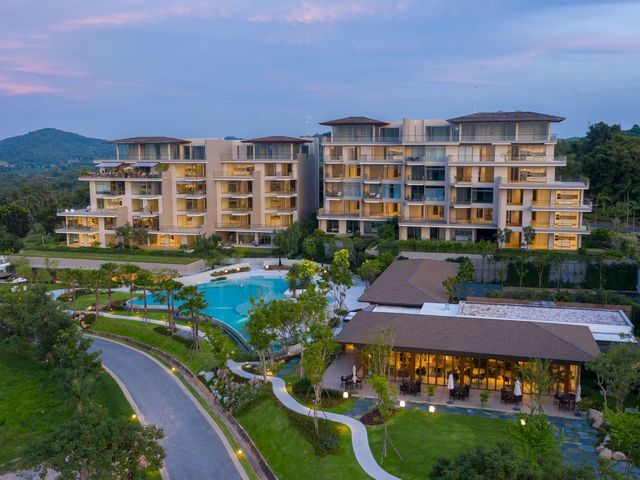 Bangsaray Heights Condominium by Sunplay