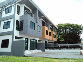 Baan Thananda Chalermprakiat Ror 9 Soi 48