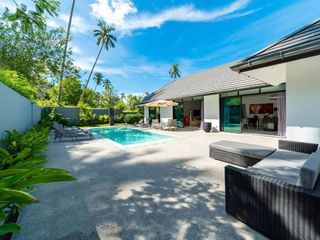 Tracy Residence