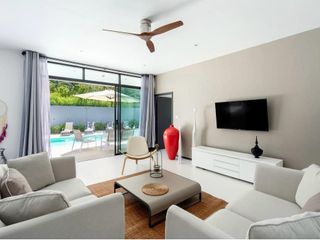 Tracy Residence