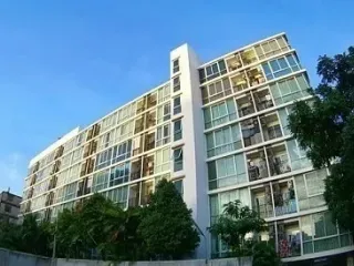 Max Condominium Ngamwongwan