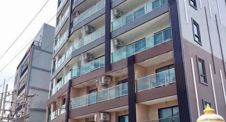 Sea and Sky Condo Bangsaray