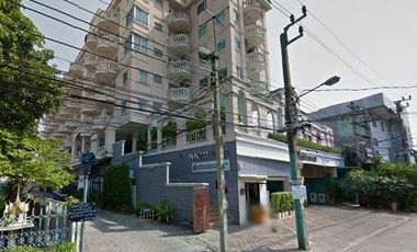 Pensiri Place