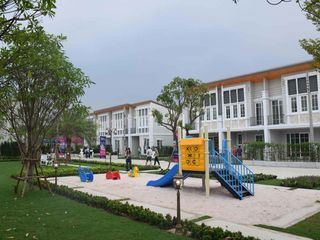 Golden Town Viphavadi-Chaengwattana