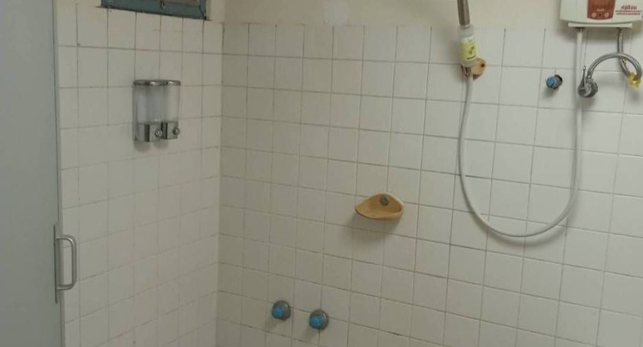 T.R. Court Apartment
