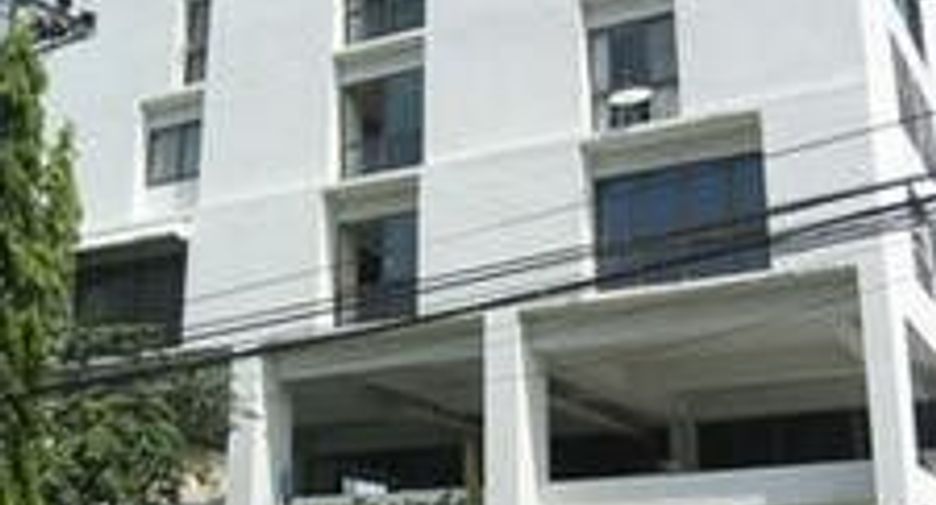 Sailom Condominium