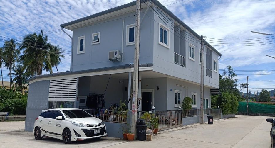 The Rich Villa Nabon