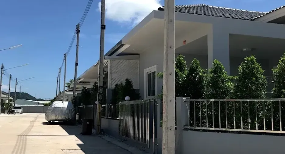 The Rich Villa Nabon