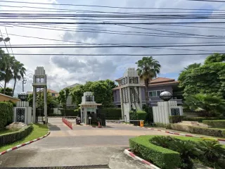Bangkok Boulevard Ramintra 3