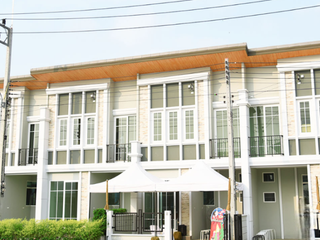Golden Town Viphavadi-Rangsit